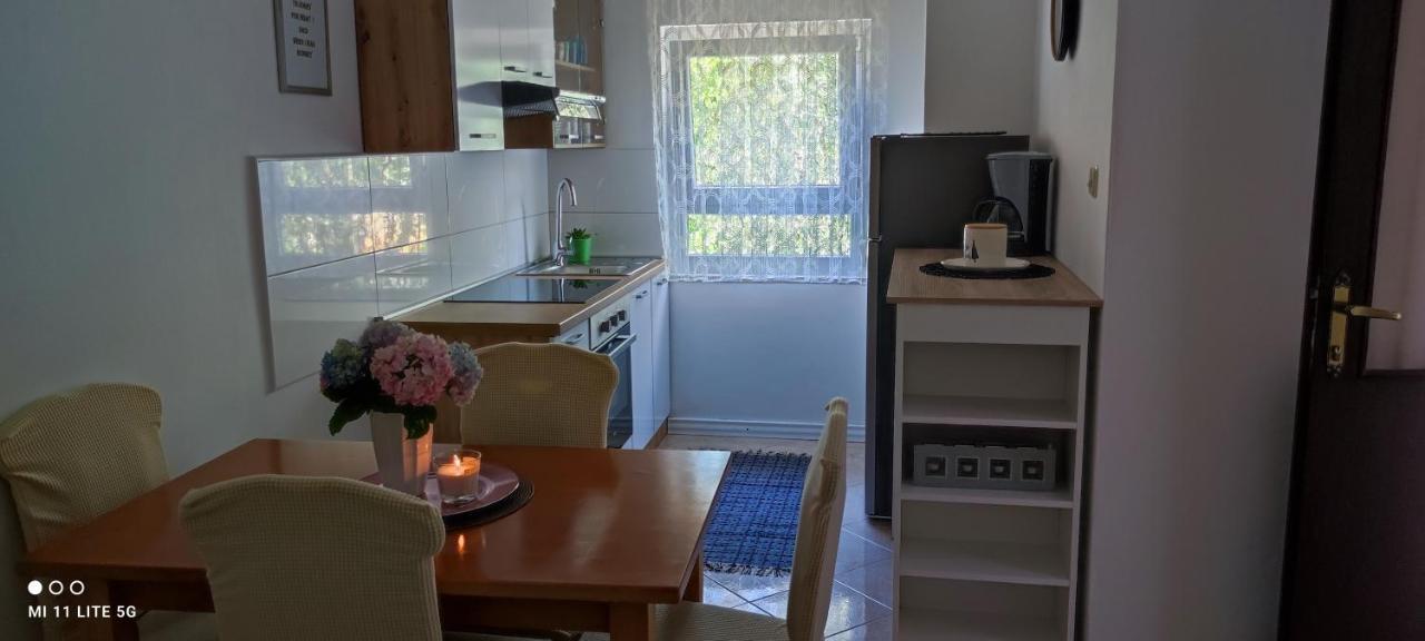 Apartments Mirijana Pula Ngoại thất bức ảnh