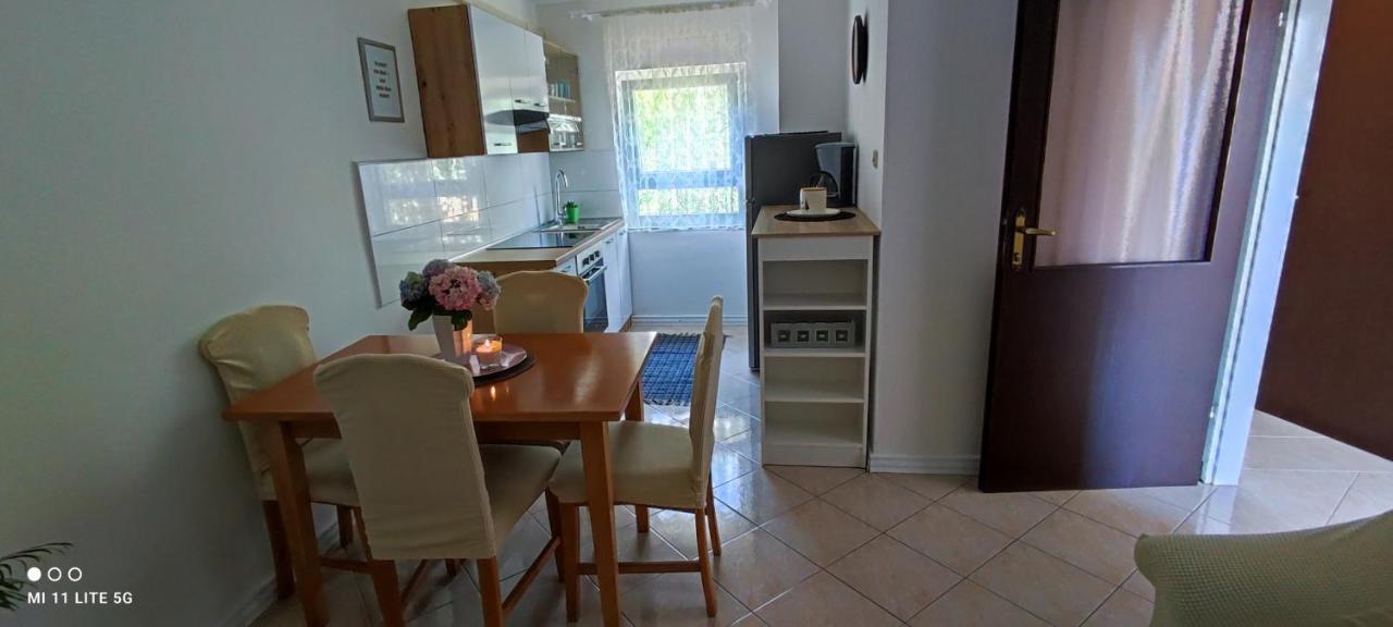 Apartments Mirijana Pula Ngoại thất bức ảnh